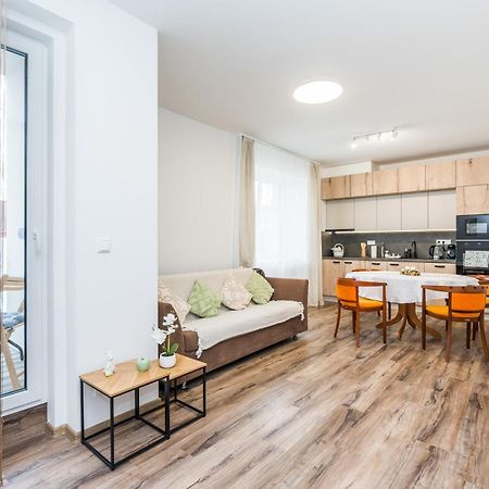 Perla Hradce 103 Lägenhet Hradec Králové Exteriör bild