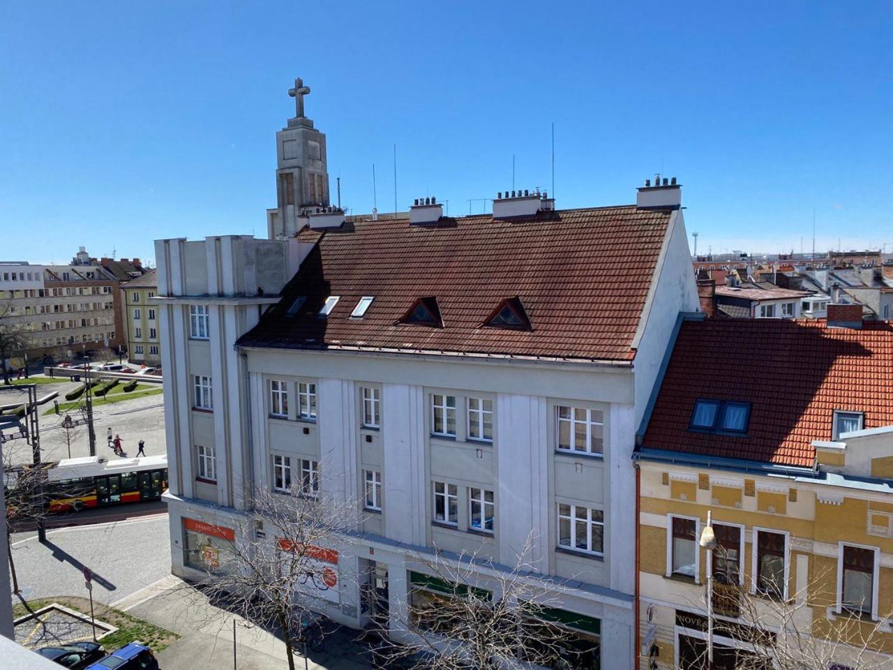 Perla Hradce 103 Lägenhet Hradec Králové Exteriör bild