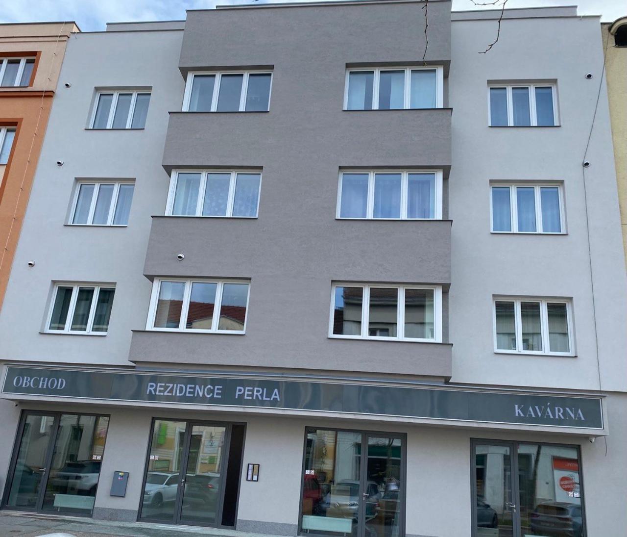 Perla Hradce 103 Lägenhet Hradec Králové Exteriör bild
