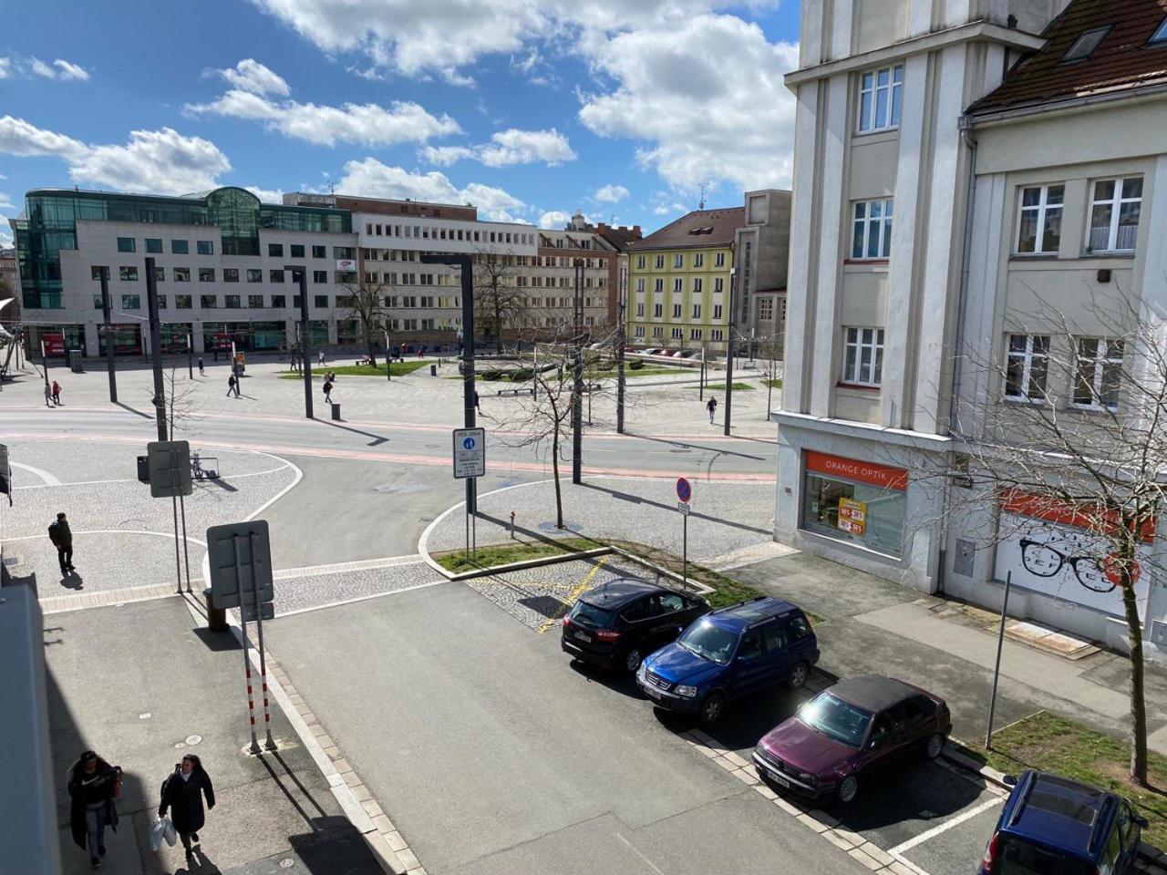 Perla Hradce 103 Lägenhet Hradec Králové Exteriör bild
