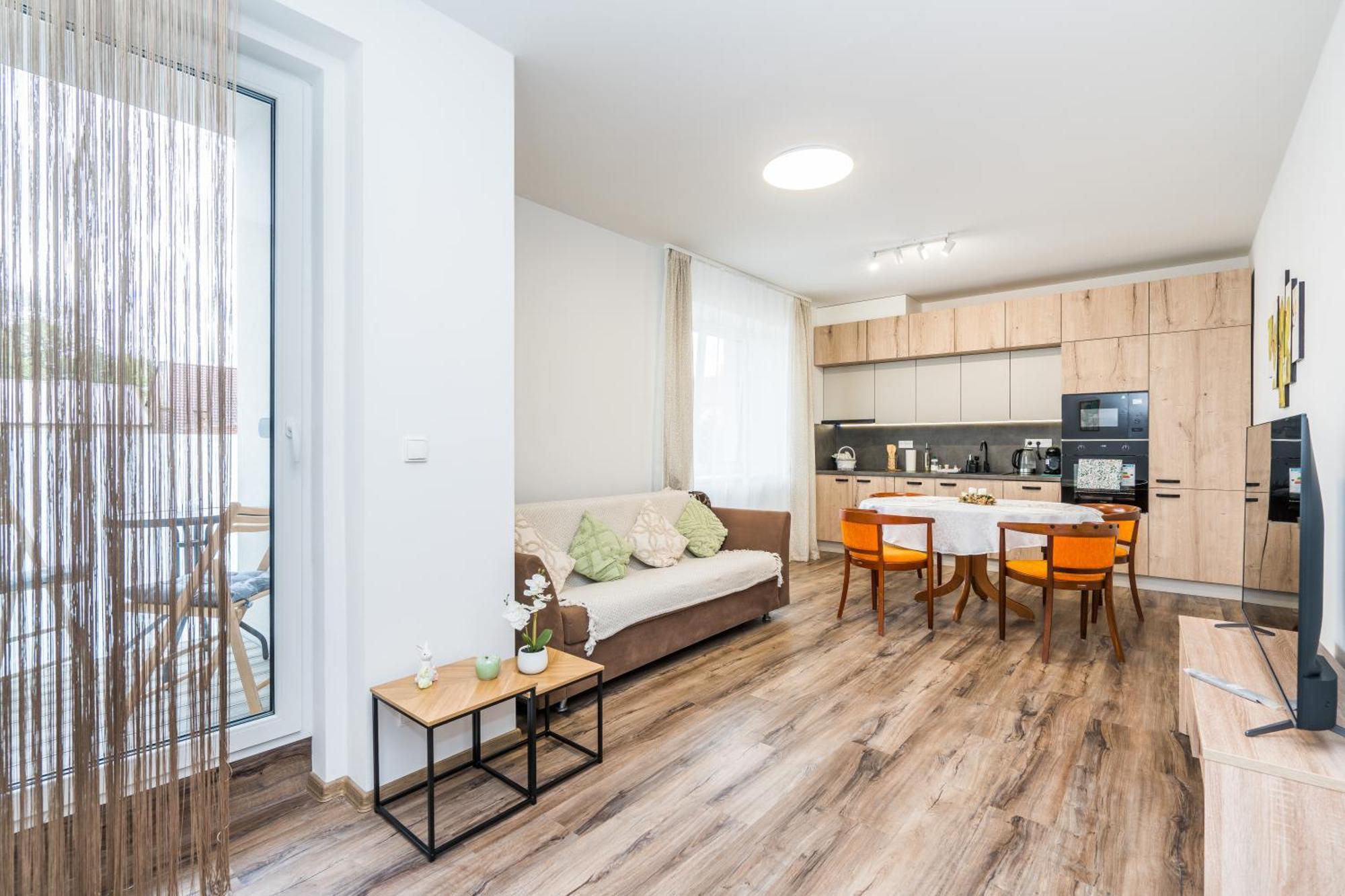 Perla Hradce 103 Lägenhet Hradec Králové Exteriör bild